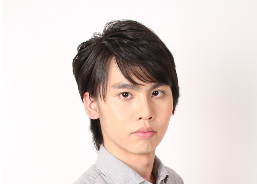 34ebd96d ab85 4245 84b6 800afe1abaf3 e1759489138142 - 長尾景の前世はミュージカル俳優の田崎友也！中の人の顔バレや年齢、彼女について！