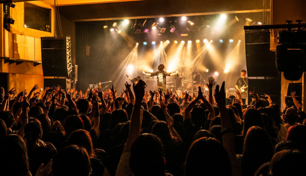 e62ebf8b 8e69 4b90 b478 897433d4f679 - 加賀美ハヤトの前世はタラチオ！中の人の実年齢と身長は？結婚相手がやみえんはマジ？