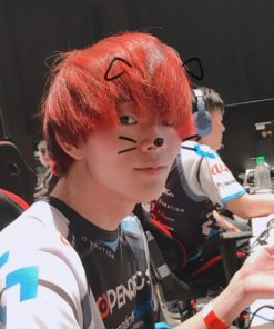 スクリーンショット 2022 06 22 125412 - ローレンイロアスの前世はおばくん(元プロゲーマー)！中の人の実年齢や顔バレ、出身まとめ！