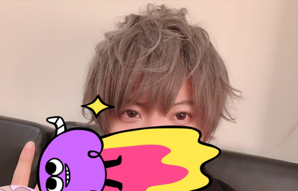 0b89f142 7728 4963 8ec9 a858da68d67f - さとみくんの加工なし顔バレと整形前の昔の顔は？本名が「つな」は本当？