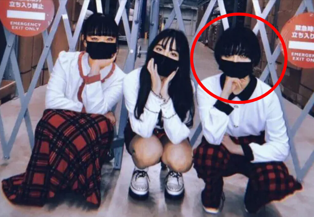 adoface - Adoの顔バレ(本物)はなぜ起きた？アイドル時代の卒アルから本名と高校が流出？