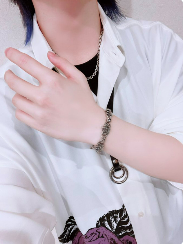 いれいすメンバーの顔バレ&年齢順・身長順のプロフィール全まとめ! 初兎画像① - いれいすメンバーの顔バレ&年齢順・身長順のプロフィール全まとめ!