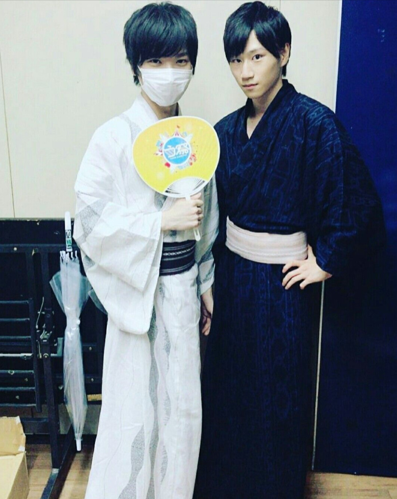 %E3%83%80%E3%82%A6%E3%83%B3%E3%83%AD%E3%83%BC%E3%83%89 42 - ポッキーの顔バレ(マスク無しの素顔)は？本名は北川大雅で身長や彼女とのプリクラも紹介！