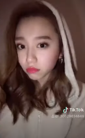 スクリーンショット 3196 - ばんばんざいみゆの昔はギャル！過去の写真で整形疑惑を検証！