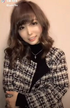 スクリーンショット 3198 - ばんばんざいみゆの昔はギャル！過去の写真で整形疑惑を検証！