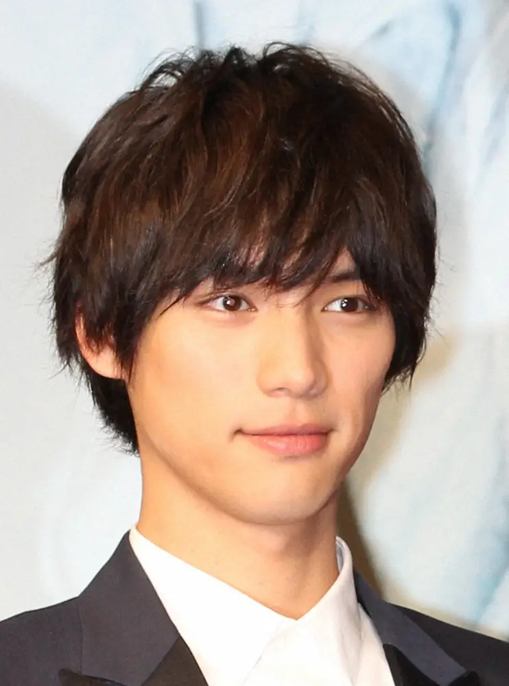 20240507s00041000647000p view - 花畑チャイカの前世はたまねぎおとこ(実況者)！中の人の顔バレがイケメンで年齢は？