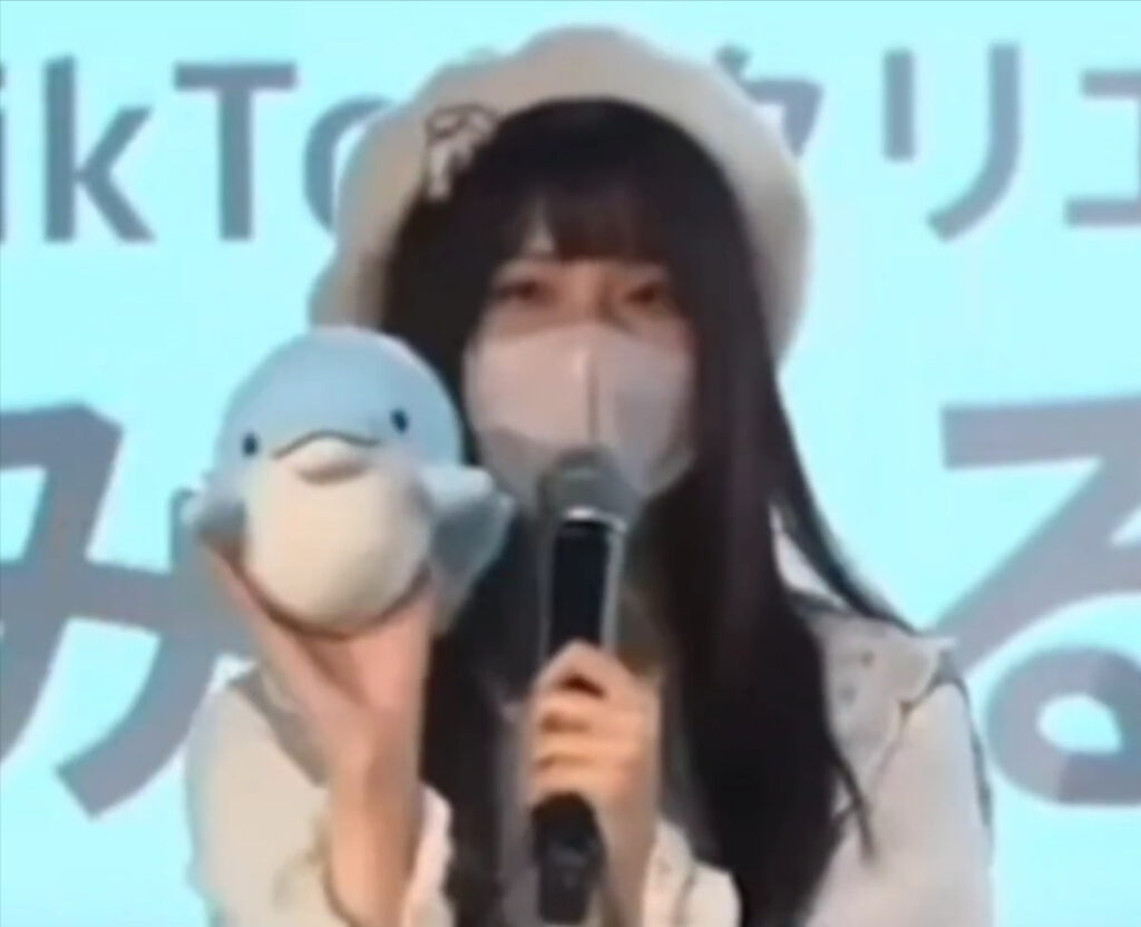 afd87551 1454 4f20 bc62 a8802fa7d09e - みいるかの顔バレが可愛すぎる！持病の病名や年齢・本名を調査！