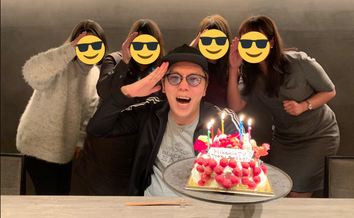 ヒカキンの嫁は顔バレしてる?妻はマネージャーのミステリーだった!? d92815f2 7a3d 4de1 afc3 c744ff8aa9f5 - ヒカキンの嫁は顔バレしてる?妻はマネージャーのミステリーだった!?