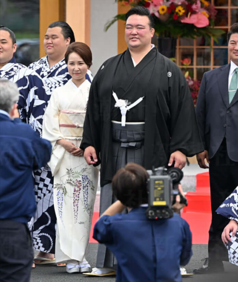 2026 04 27T091853.584 - 稀勢の里の奥さんの顔写真まとめ！結婚相手はどんな人？