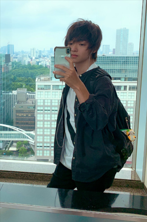 37aa0725 ebd6 4b4b 9064 ef13ba4afcd2 - CR_VanilLa(バニラ)の顔バレがイケメン！年齢や身長、出身まとめ！本名は？