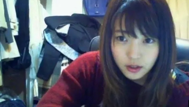 兎田ぺこらの中の人の顔バレ画像!110ちゃん時代に反射で顔バレしていた? pekoraface2 - 兎田ぺこらの中の人の顔バレ画像!110ちゃん時代に反射で顔バレしていた?