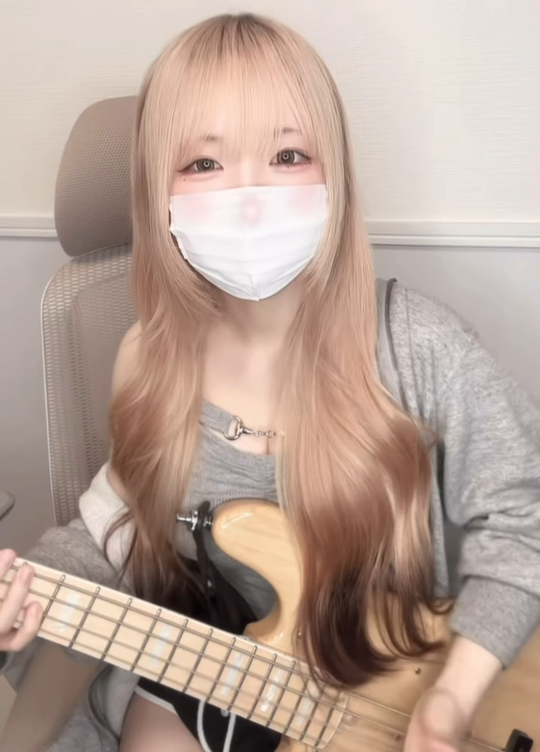 momokawa nijimasu face5 - 桃川ニジマスの顔バレ画像のスクショは？中の人はベースのぴにょだった！